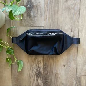 Kenneth Cole Reaction Black Fanny Pack Excellent Condition Adjustable Strap